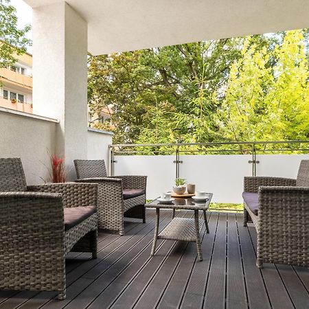 Family Apartments Herberta With Terrace And Parking By Rent Like Home Svinoústí Exteriér fotografie