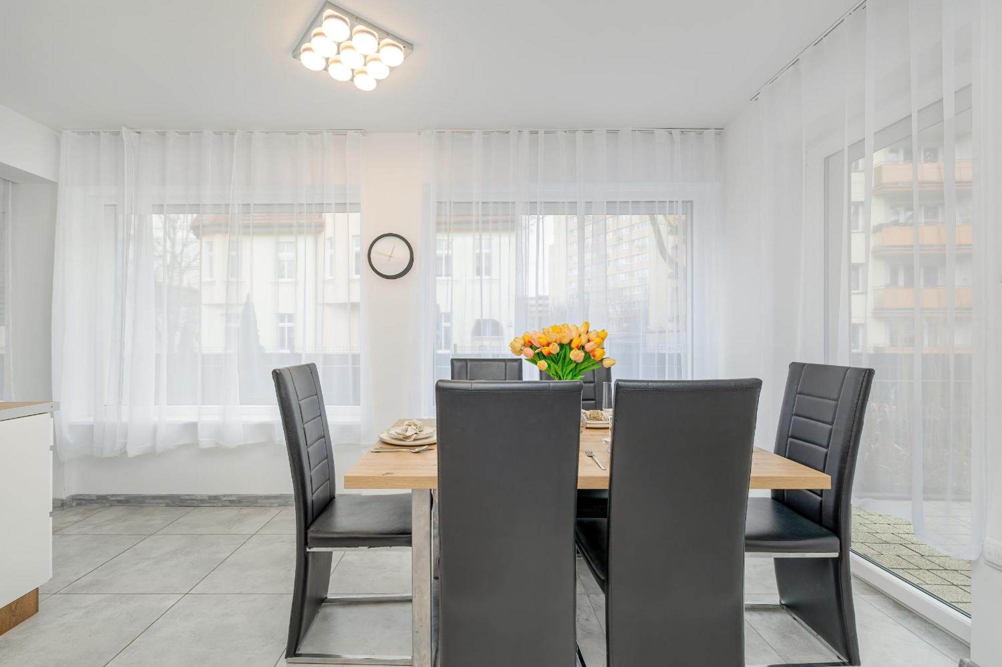 Family Apartments Herberta With Terrace And Parking By Rent Like Home Svinoústí Exteriér fotografie
