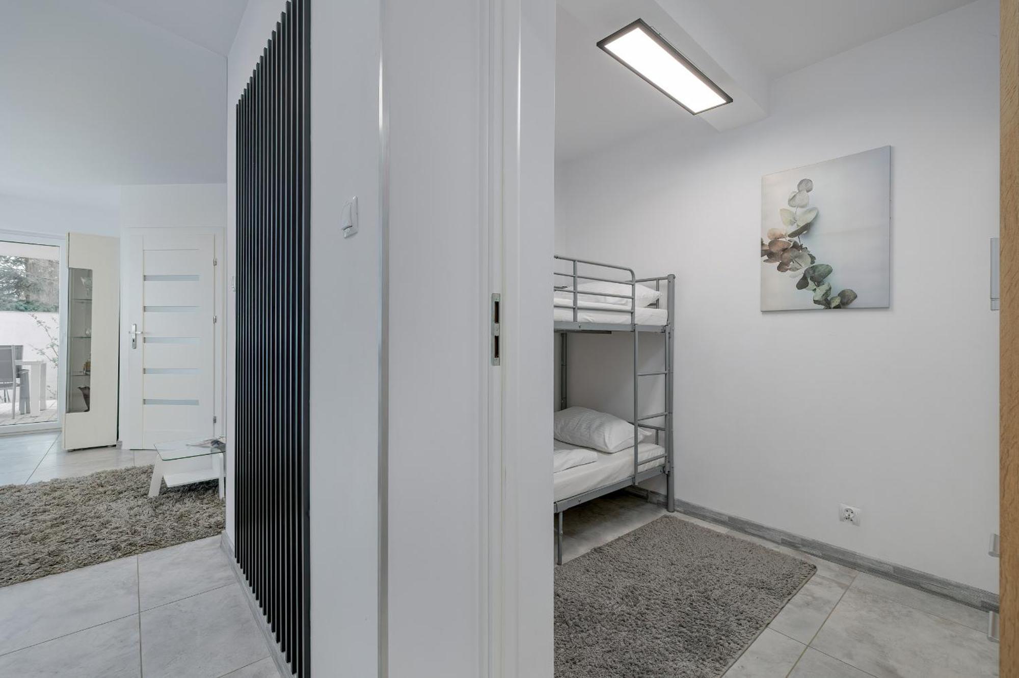 Family Apartments Herberta With Terrace And Parking By Rent Like Home Svinoústí Exteriér fotografie